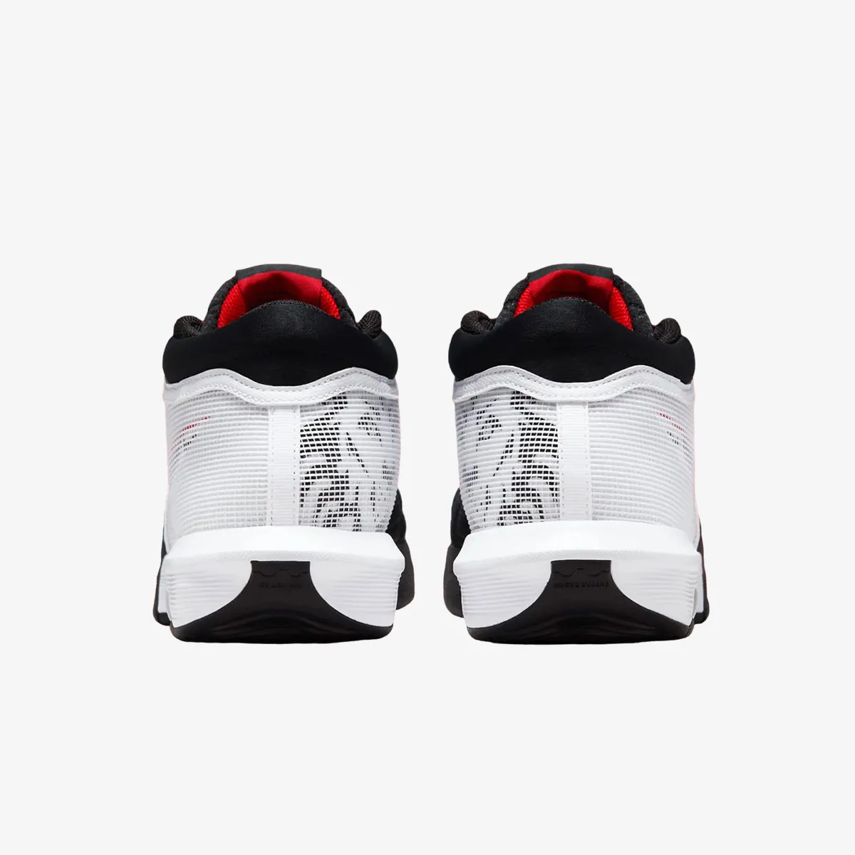 Nike Patike LeBron Witness VIII 