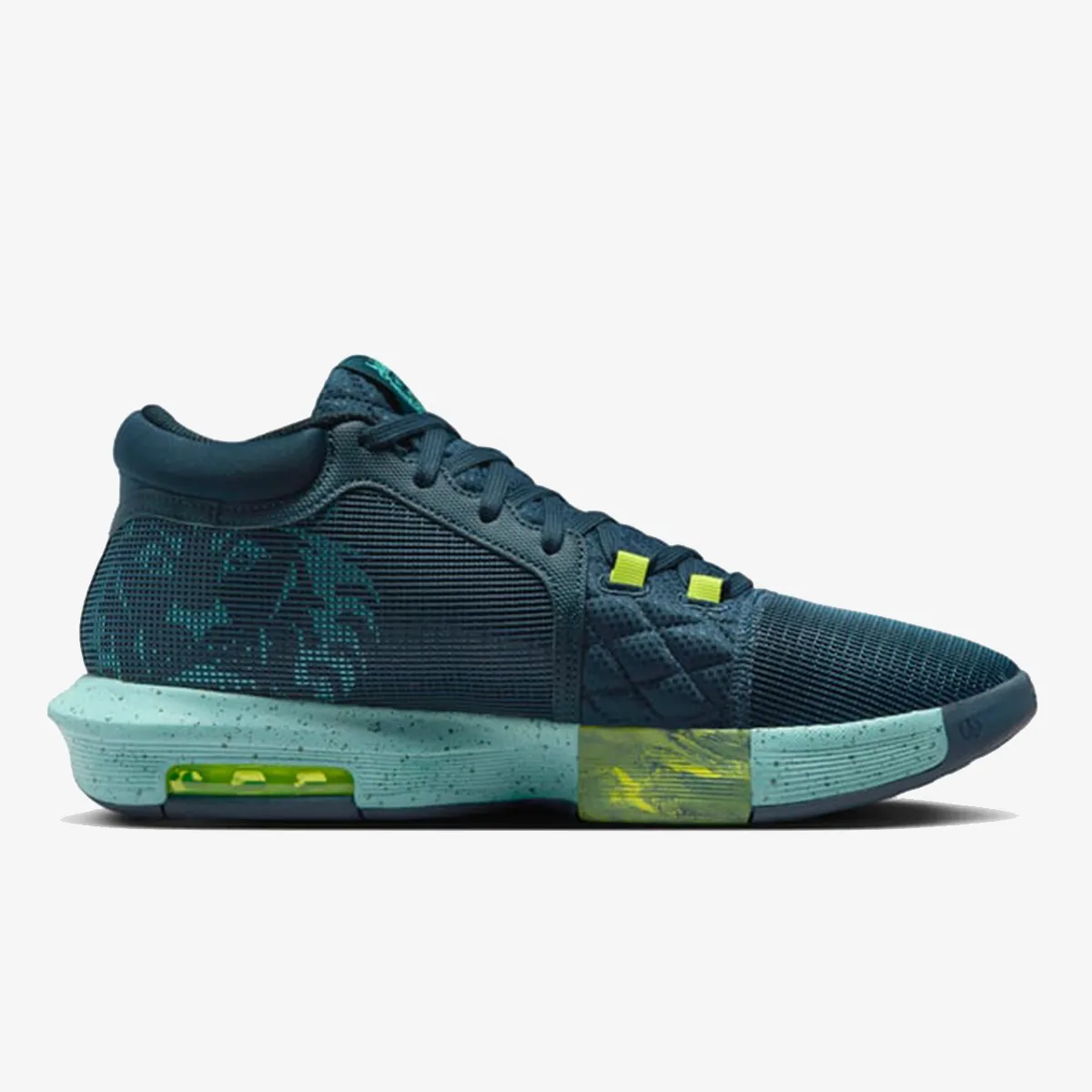 Nike Patike LeBron Witness VIII 