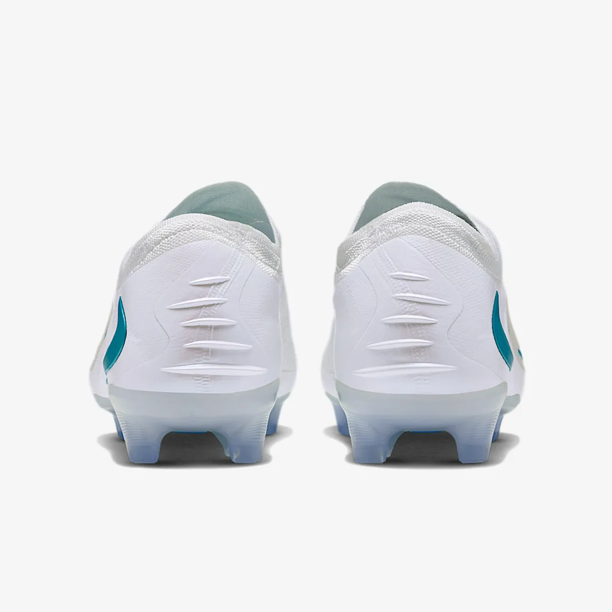 Nike Kopačke Phantom 6 Low Elite