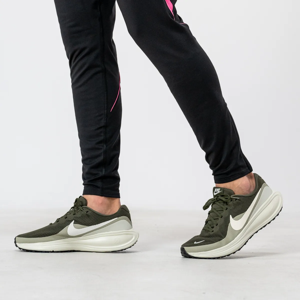 Nike Patike Revolution 8 