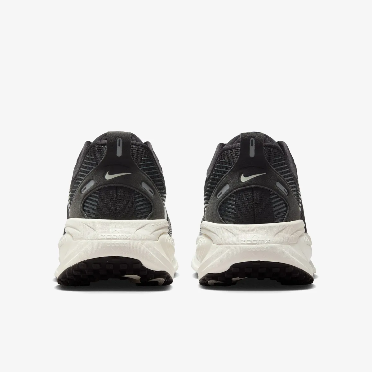 Nike Patike Vomero 18 Wide 