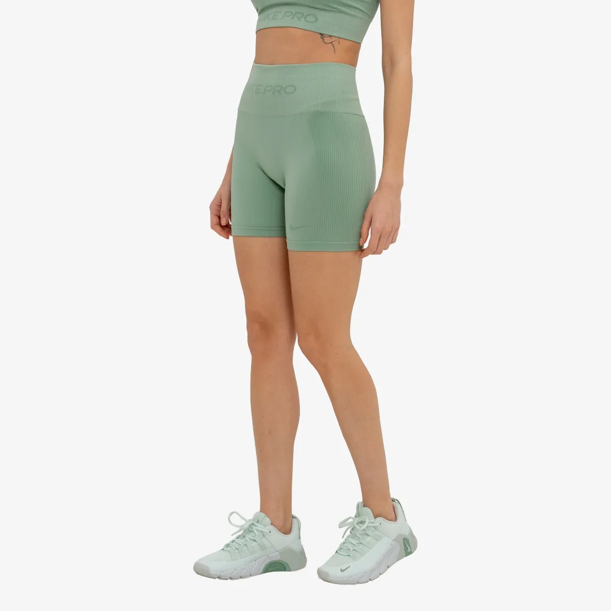 Nike Šorc Pro 