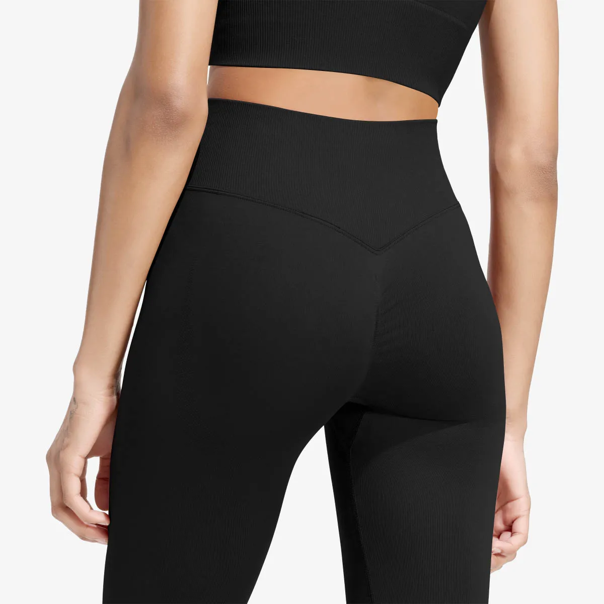 adidas Helanke Essentials