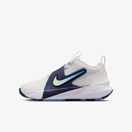 Nike Patike Team Hustle 